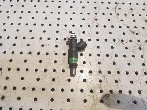 Injector Audi A4 B6 3.0 Benzina 2001-2006