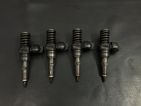 Injector Audi A4 B7, 2.0TDI , S-Line, BPW, 140cp sedan 2006 (038130073BJ)