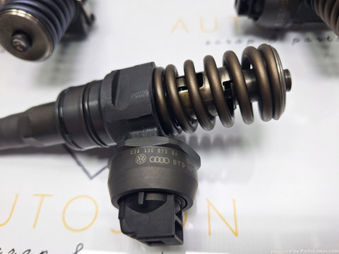 Injector AUDI A4 II Avant (8E5, B6) [ 2000 - 2005 ] TDI (AVF, AWX) 96KW|130HP BPT, 0414720216 OEM 038130073BA