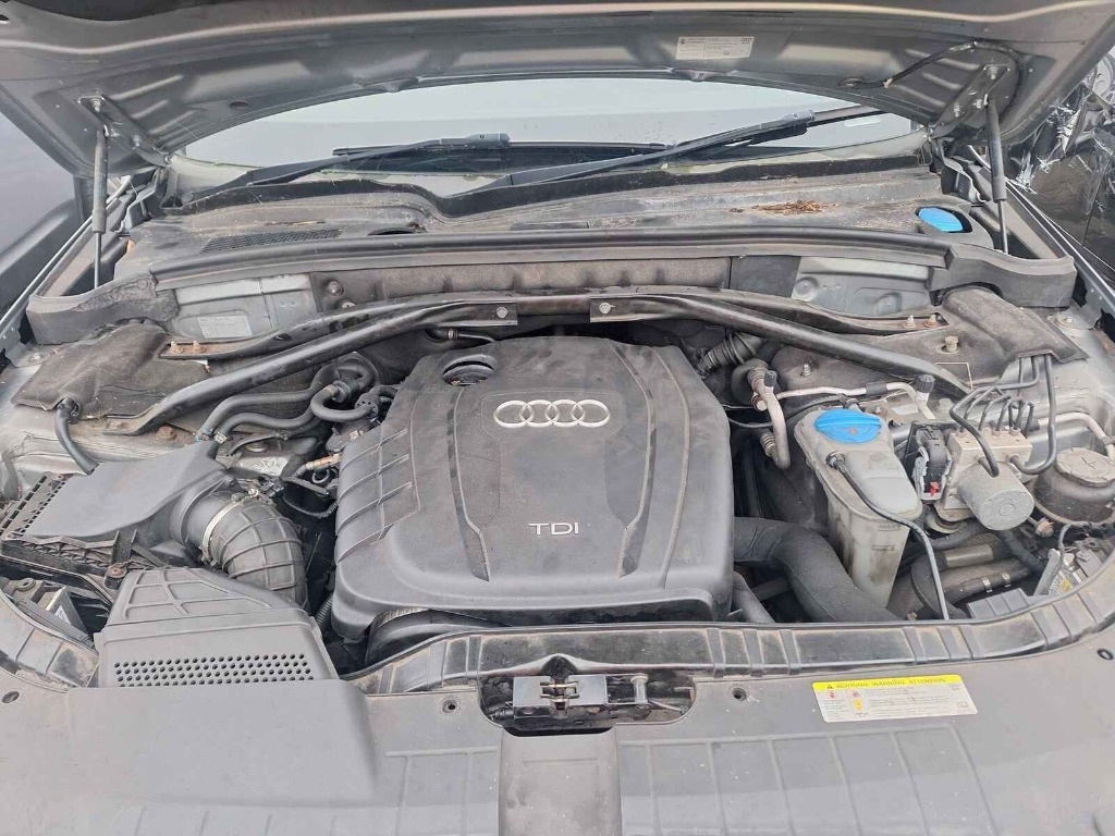 Injector Audi Q5 2011 SUV 2.0 CJCA