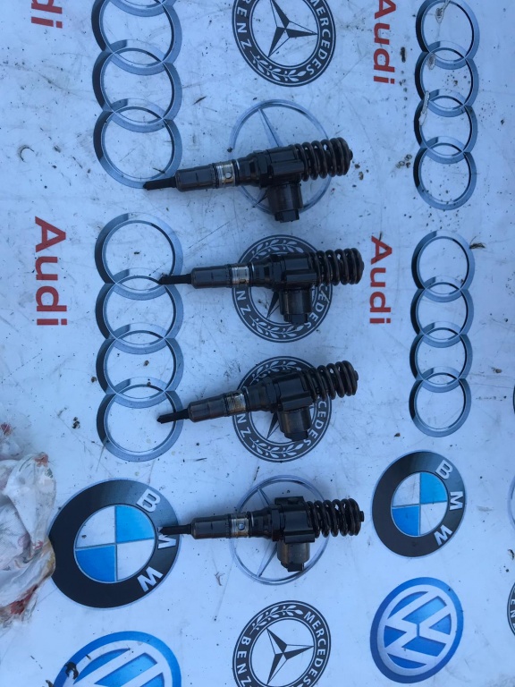Injector Audi VW 03G 130 073 G