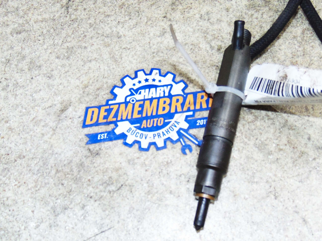 Injector avand codul 028130202P / 0432193696 pentru Skoda Octavia Tour 2006