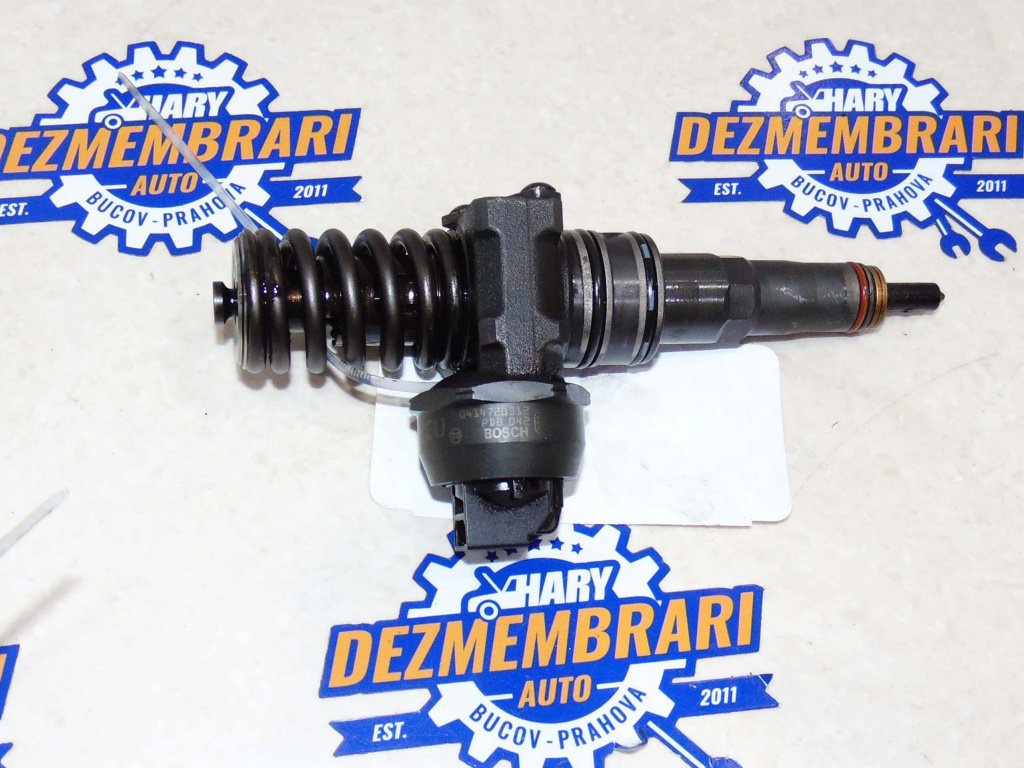 Injector avand codul 038130073BQ VW GOLF 5 PLUS 2.0TDI / BMM