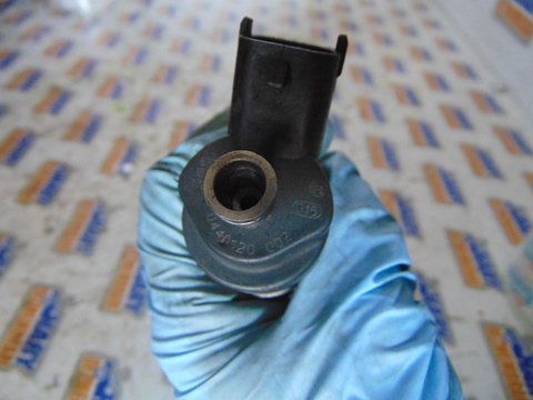 Injector avand codul original 445120002, pentru Fiat Ducato / Iveco Daily.