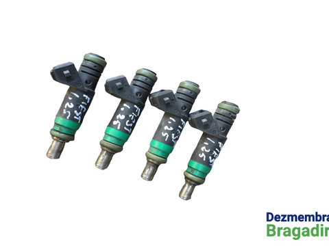 Injector benzina Cod: 98MF-9F593-BB 98MF9F593BB Ford Fiesta 5 [facelift] [2005 - 2010] Hatchback 5-usi 1.4 MT (79 hp)