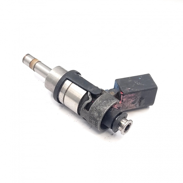 Injector Benzina VW GOLF 5 2003 - 2009 B
