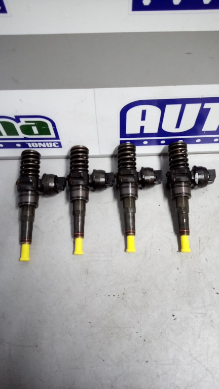 Injector BMP VOLKSWAGEN Passat B6 2.0 TDI 140 CP BS 2005-2011