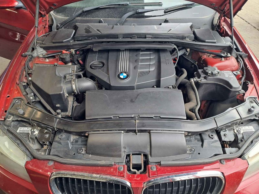 Injector BMW E90 2011 limuzina 2.0TDI N47D20C