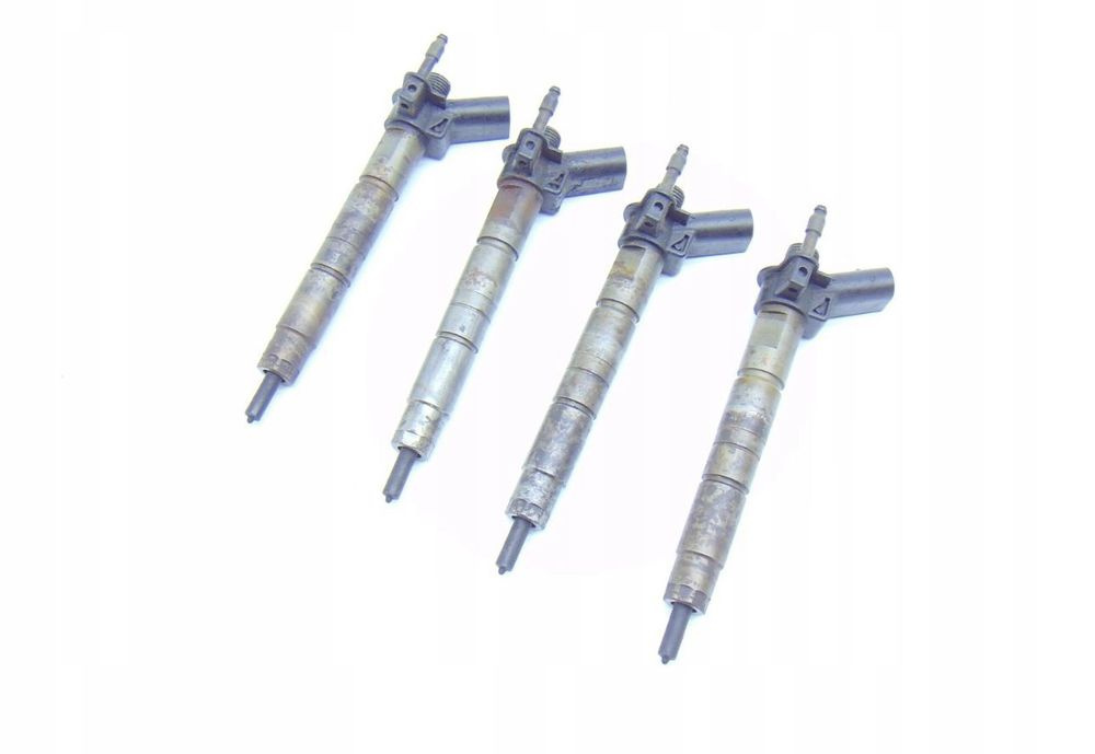 Injector BMW Seria 5 E60 E61 2.0 diesel N47 cod 0445116001