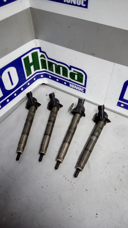 Injector BOSCH TOYOTA Yaris P13 2010-2020 1.4D-D4 75cp-90cp