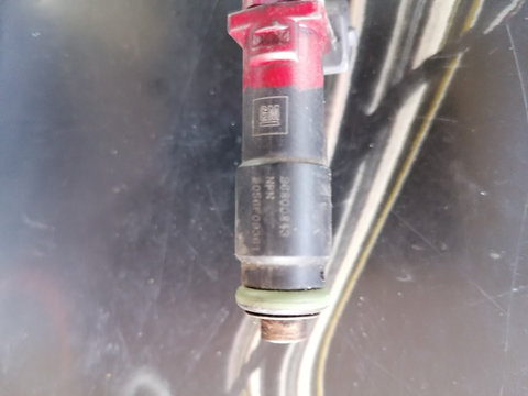 Injector Chevrolet Aveo Spark 1.0 1.2 benzina cod. 96800843