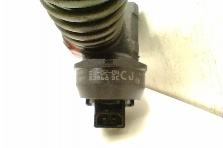 Injector CJ (litere mari) 038130073AS Vo