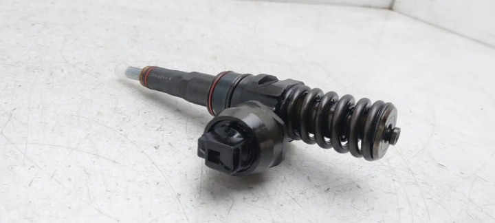 Injector CJ (litere mari) 038130073AS Volkswagen VW Golf 4 [1997 - 2006]