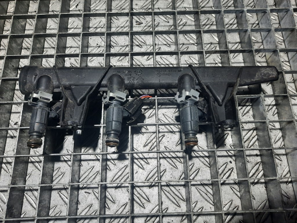 Injector cod 9676017480 Peugeot 208 Citr