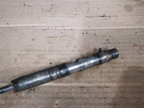 Injector Dacia Renault 8200553570 8200049876