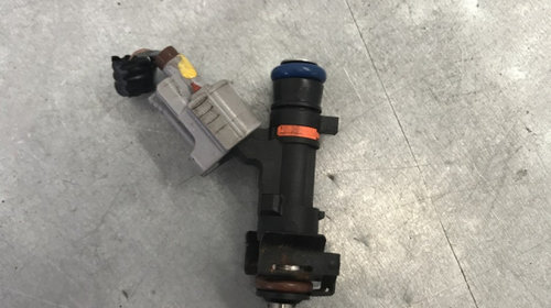 Injector Dacia Sandero Stepway 0.9 TCe M