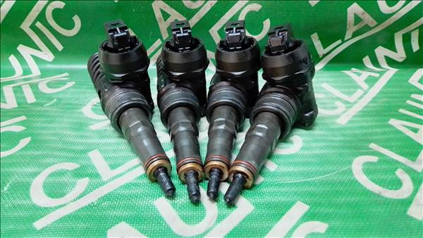 Injector Diesel SKODA OCTAVIA Combi (1Z5) 2.0 TDI BMM