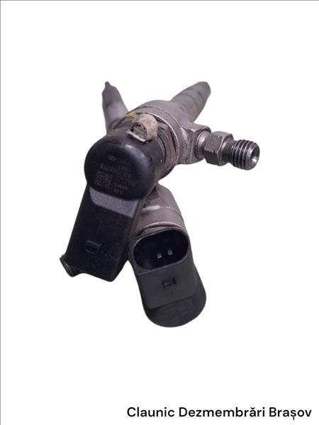 Injector Diesel VW GOLF VI Variant (AJ5) 1.6 TDI CAYC