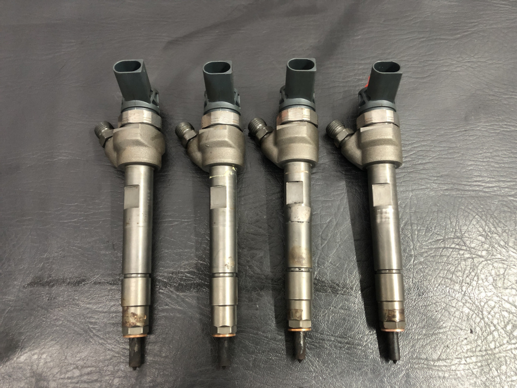 Injector F30 F31 F80 sedan 2017 (8514148)