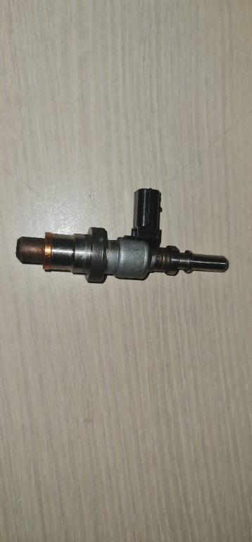 Injector Filtru Particule DPF Renault Megane 3 1.5 DCI 2008 - 2016 Cod 8200769153