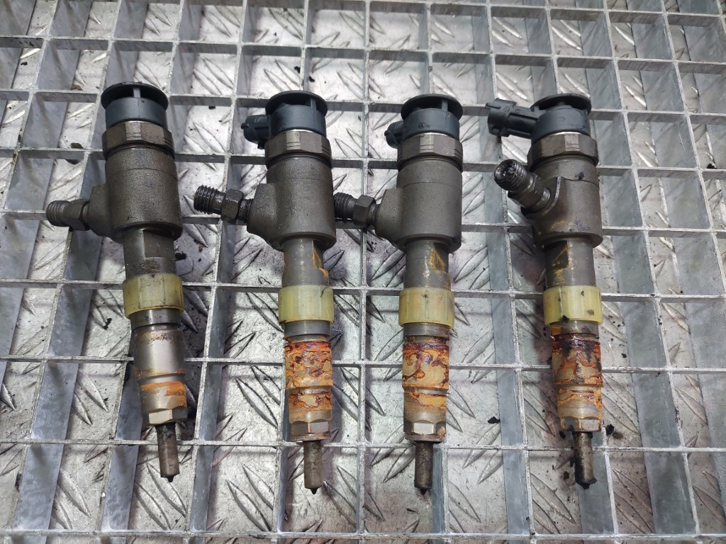 Injector Ford 1.5 dci cod motor UGJC euro 5 cod 0445110489