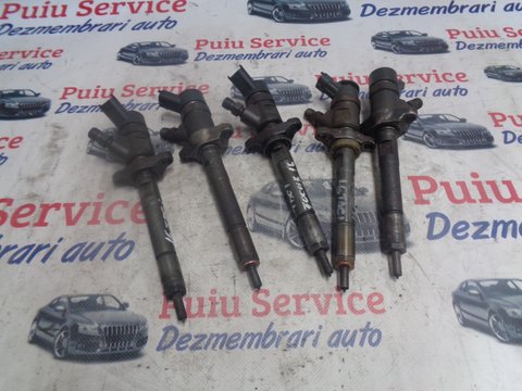 Injector ford focus 1.6 tdci cod 0445110259