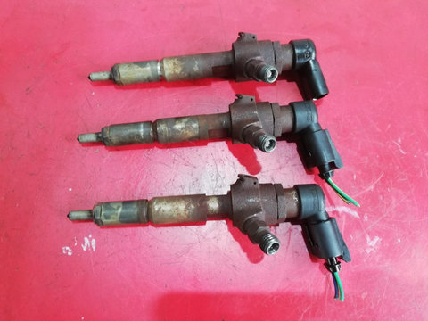 Injector Ford Focus 2 combi 1.8 Tdci 4M5Q9F593AD injectie Siemens