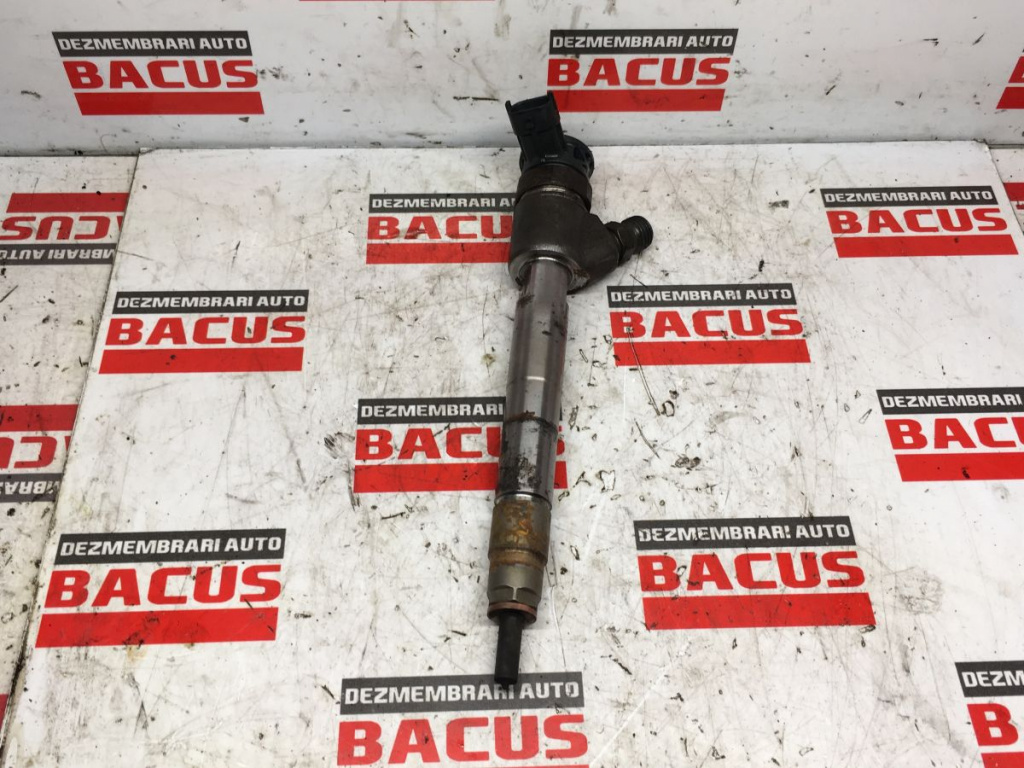 Injector Ford Focus 3 / Peugeot 1.5 Tdci / HDi Blue Cod : 9828959880 / 0445110955