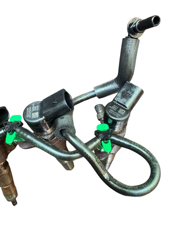 Injector Ford Focus 3 Volvo V40 Citroen Ds3 Peugeot 508 1.6 HDI cod 9674973080 / 50274V05