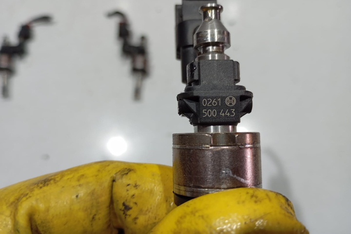 Injector injectoare 0261500443 1.0TFSI D