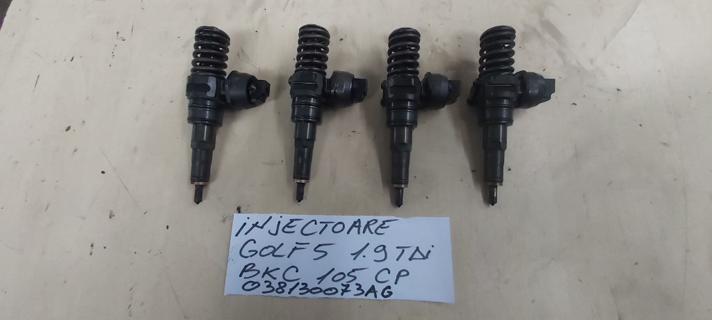 Injector Injectoare 038130073AG / BKC / 1.9 TDI / 105 CP / VW Golf 5