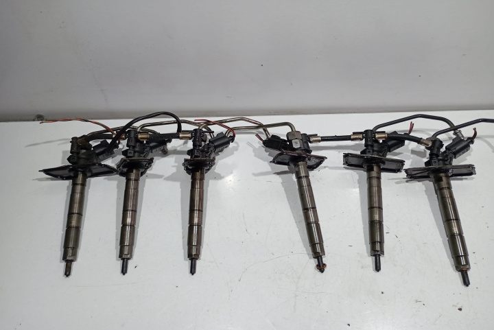 Injector Injectoare 059130277AH 3.0TDI Volkswagen VW Phaeton [2002 - 2008]