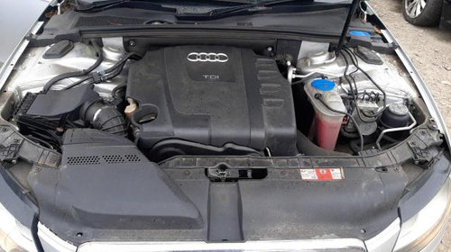 Injector / injectoare Audi A4 B8 2.0 tdi