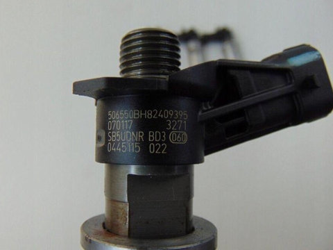 Injector Injectoare BOSCH Opel Vivaro 2.0 DCI Cod motor: M9R Cod:0445115022 / 0445115007