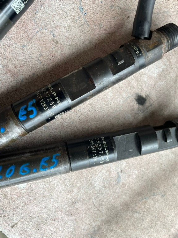 Injector / injectoare Dacia Logan 2009 2