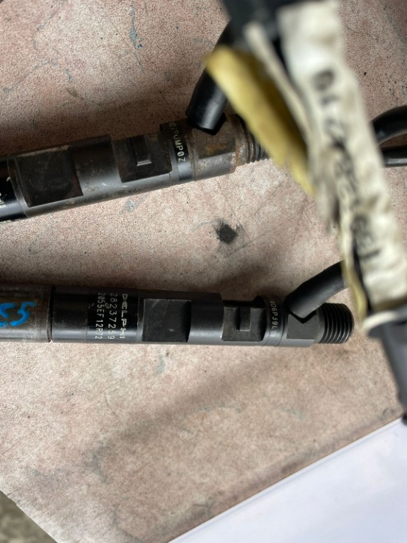 Injector / injectoare Dacia Logan 2009 2