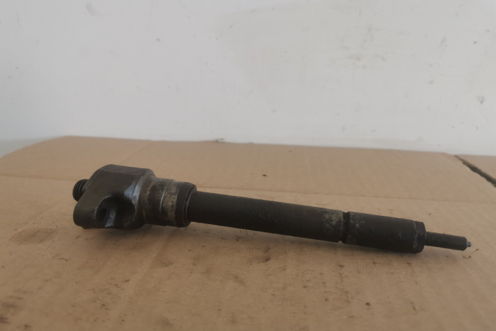 Injector INJECTOR FARA FIR BMW E46 2.0 136CP COD 0432191528 0432191528 BMW