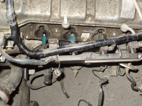 Injector Mazda 2