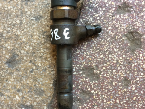 Injector motorina 0445110068 Fiat Stilo [2001 - 2010] Hatchback 5-usi 1.9 JTD MT (116 hp)