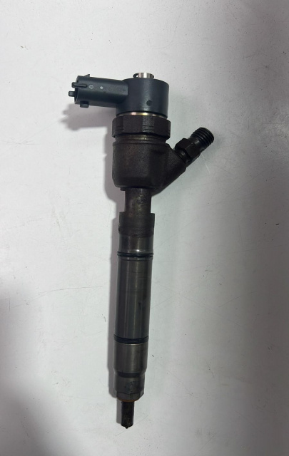 Injector motorina Cod: 33800-2A800 / 0445110411 Hyundai i40 VF [2011 - 2015] wagon 1.7 CRDi MT (136 hp)