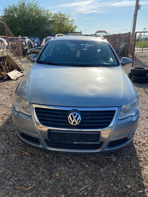 Injector motorina cod motor CBAB Injector motorina cod motor CBAB Volkswagen Passat B6 [2005 - 2010] wagon 5-usi 2.0 TDI 4Motion MT (140 hp) Passat B6 break 2008 2.0 Tdi 140cp 4Motion cod motor CBAB culoare albastra LC7Z cutie manuala in 6 trepte cod