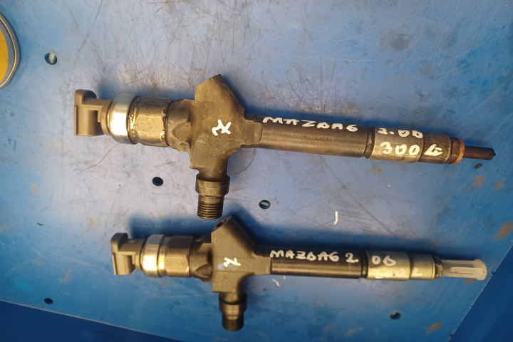 Injector motorina RF7J13H50 2.0 CRDI Mazda 6 GG [facelift] [2005 - 2007] wagon 2.0 MZR-CD MT (121 hp)