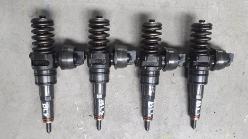 Injector motorina VW Touran 1.9 tdi BLS