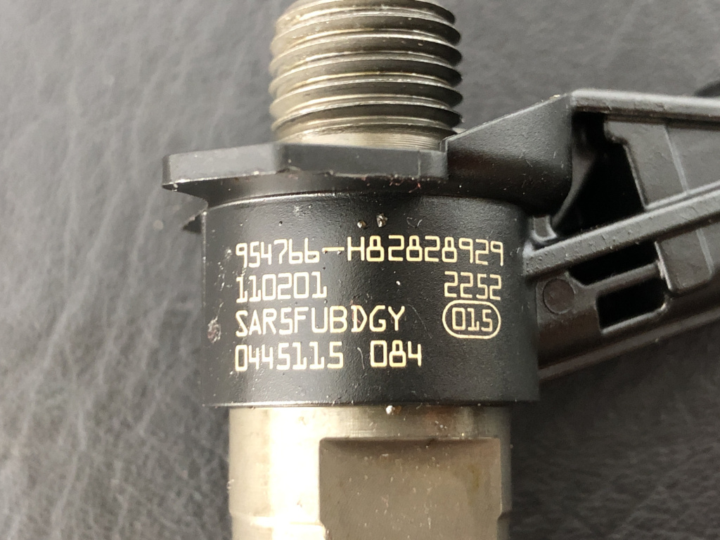 Injector Nissan Qashqai 2.0dci, 4x4 , M9