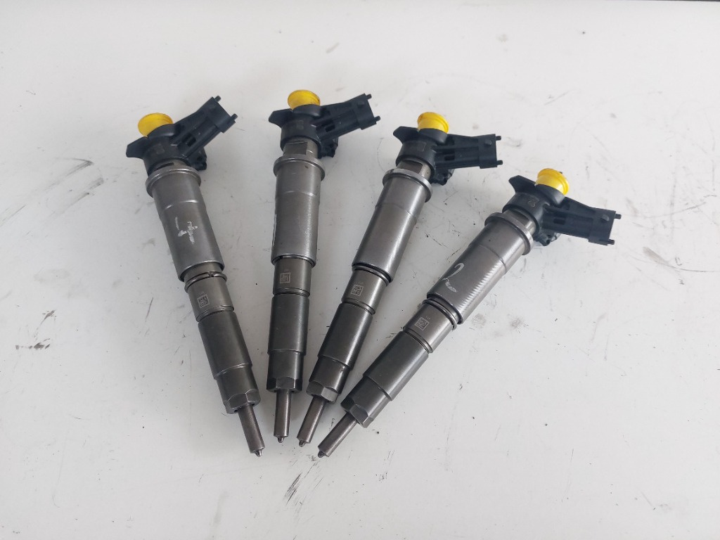 Injector Nissan X-Trail Qashqai Primastar 2.0 dci 0445115022 2007 2008 2009 2010 2011