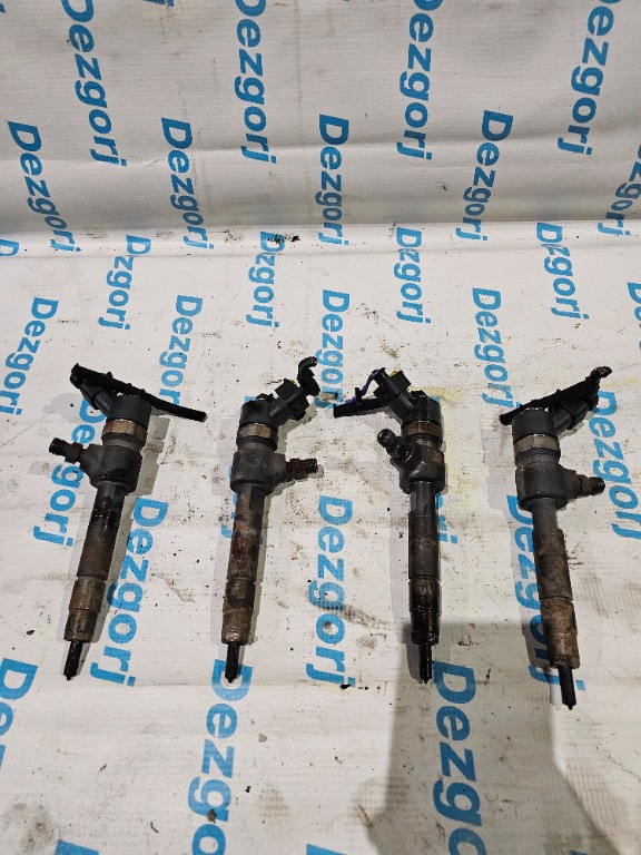 Injector Opel Astra H 1.9 Cdti 120 Cp 0445110165