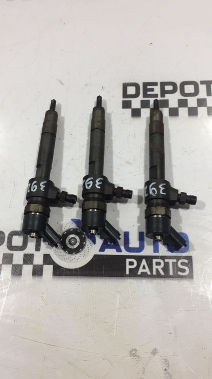 Injector Opel Astra H 1.9 cdti Z19DT cod 0445110276