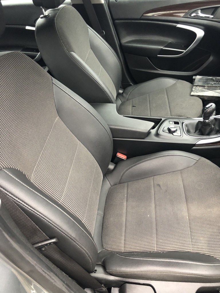 Injector Opel Insignia A 2011 Combi 2.0 