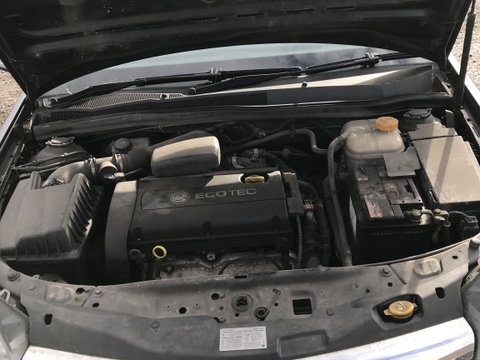 Injector Opel Astra H 1.6 benzina Cod motor Z16XEP