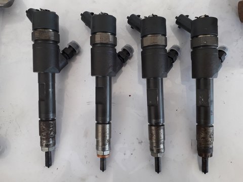 Injector Renault 1.9 DCI Euro 5 0445110328